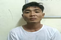 Chồng tưới xăng “thiêu sống” vợ và con trai 9 tháng tuổi