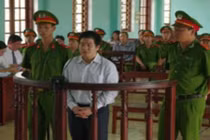 Xét xử Tàng "Keangnam": Tòa trả hồ sơ, điều tra bổ sung