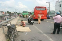 2 xe giường nằm gây tai nạn, 4 người tử vong tại chỗ