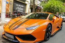 Báo Tây "choáng" với độ chơi siêu xe của người Việt