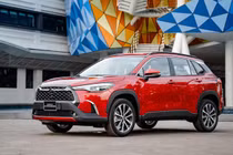 Khách Việt mua Toyota Corolla Cross sẽ không bị "bia kèm lạc"
