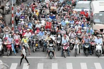 Xe máy vẫn là phương tiện giao thông chủ yếu của người Việt 