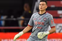 Thủ thành Đặng Văn Lâm tái xuất buồn sau King's Cup