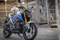 Naked-bike cỡ nhỏ M-Slaz giá hơn 100 triệu tại Việt Nam