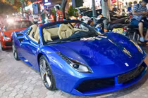 Đại gia Bình Phước tậu siêu xe Ferrari 488 Spider tiền tỷ 