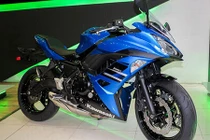 Cận cảnh Kawasaki Ninja 650 mới giá 218 triệu tại VN 
