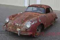 Đống sắt vụn Porsche "đồng nát" rao bán gần 2 tỷ đồng