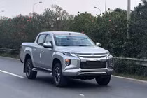 Bán tải Mitsubishi Triton 2019 hơn 700 triệu tại VN?