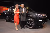 Isuzu ra mắt D-Max Diablo phiên bản giới hạn chỉ 300 chiếc
