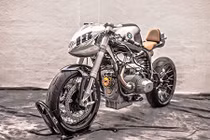 Môtô BMW R100 RS độ theo phong cách "viên đạn bạc"