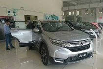 Honda CR-V 2018 vừa mua 2 tuần tại Việt Nam đã gỉ sét