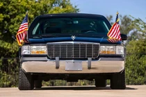 View - "Soi" Cadillac Escalade ESV 2025 có giá đắt hơn cả Lamborghini Urus | Báo Tri thức và Cuộc sống - TIN TỨC PHỔ BIẾN KIẾN THỨC 24H