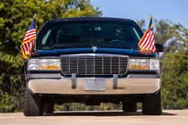 "Quái thú" Cadillac bọc thép chống đạn của Tổng thống Mỹ rao bán