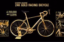 Xe đạp bằng vàng giá 7,6 tỷ, siêu xe Ferrari chạy “mất dép“