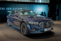 Người mua E-Class của Mercedes-Benz được giảm tới 250 triệu đồng 