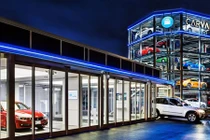 Cận cảnh máy bán xe hơi tự động tại Mỹ