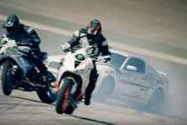 Những màn drift môtô cực chất với Icon Drift 4