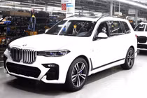 Hàng loạt hãng xe sang quay lưng với Nga sau khi tấn công Ukraine