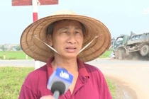 Video: Đang phỏng vấn về tai nạn, camera quay được cảnh đâm xe phía sau