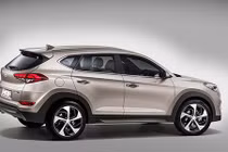 Chưa về đến Việt Nam, Hyundai Tucson 2016 đã cháy hàng