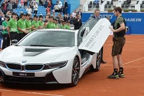 Andy Murray “ẵm” BMW i8 ngay khi vô địch BMW Open 2015
