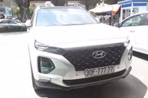 Phát sốt với Hyundai SantaFe biển "ngũ quý 7" ở Hà Nội 