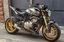 Honda Hornet 600 Camo mạ vàng 24k “siêu độc” tại VN 