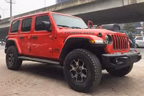 Soi SUV “hàng độc” Jeep Wrangler giá 4,1 tỷ ở Hà Nội 