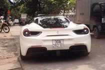Siêu xe Ferrari 488 GTB của Cường Đô la ra biển Hà Nội