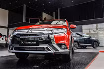 Mitsubishi Outlander giảm tới hơn 150 triệu đồng nhờ phí trước bạ 