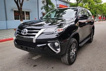Toyota Fortuner máy dầu giảm tới 115 triệu tại Việt Nam