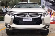 Cận cảnh Mitsubishi Pajero Sport số sàn giá rẻ tại VN