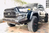 "Đập thùng" bán tải Toyota Tacoma hơn 2 tỷ tại Việt Nam