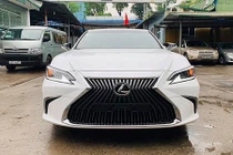 Xe sang Lexus ES 250 "chạy lướt" giá 2,6 tỷ ở Hà Nội