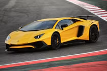 “Bò mộng” Lamborghini Centenario LP770-4 chuẩn bị ra mắt