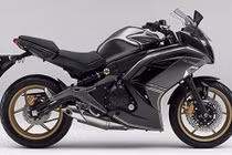 Kawasaki trình làng Ninja 400 ABS Limited Edition giá rẻ