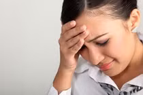 Chồng năn nỉ tôi đi động viên bồ của anh bỏ thai 