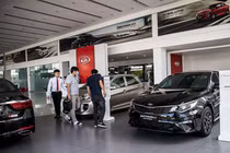 Loạt xe Kia tại Việt Nam giảm giá, cao nhất tới 100 triệu đồng