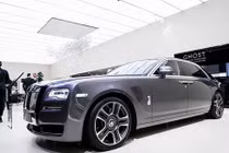 Rolls-Royce Ghost Elegance sơn kim cương đầu tiên trên TG