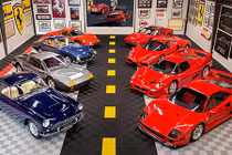 Chiêm ngưỡng bộ sưu tập Ferrari trị giá hơn 12 triệu USD 