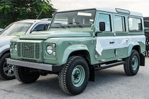 Dân chơi Việt tậu Land Rover Defender tiền tỷ, "hàng hiếm" 