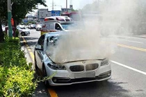 Xe sang BMW cháy tại Hàn Quốc là do lỗi phần mềm