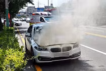 Xe sang BMW cháy tại Hàn Quốc là do lỗi phần mềm