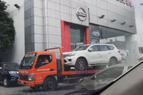 Nissan Terra giá từ 980 triệu đồng cập bến Việt Nam