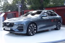 Cận cảnh sedan VinFast LUX “xuống giá” 500 triệu