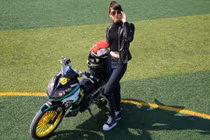 Người đẹp Việt đọ dáng bên “xế nổ” Yamaha X1R