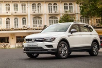 Volkswagen Tiguan Allspace giá 1,69 tỷ lăn bánh ở Sài Gòn