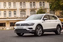 Volkswagen Tiguan Allspace giá 1,69 tỷ lăn bánh ở Sài Gòn