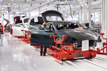 Tesla sa thải hàng nghìn nhân viên để giảm giá xe ôtô