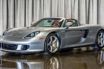 Siêu xe Porsche Carrera GT dùng 12 năm "thét giá" 35 tỷ 